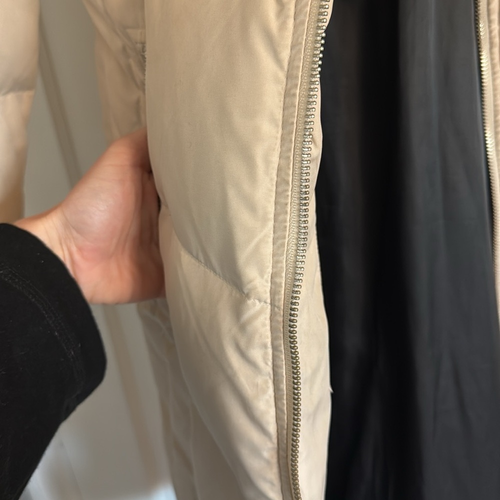 Michael Kors puffer parka coat, size small - Picture 3 of 5